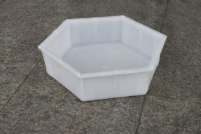 公路護(hù)坡塑料模具有哪些種類？
